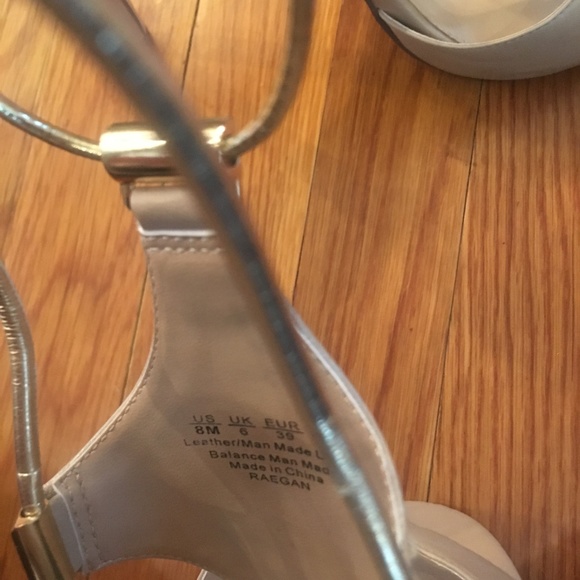 Fergie Nude Heels with Gold Accents - Picture 5 of 6